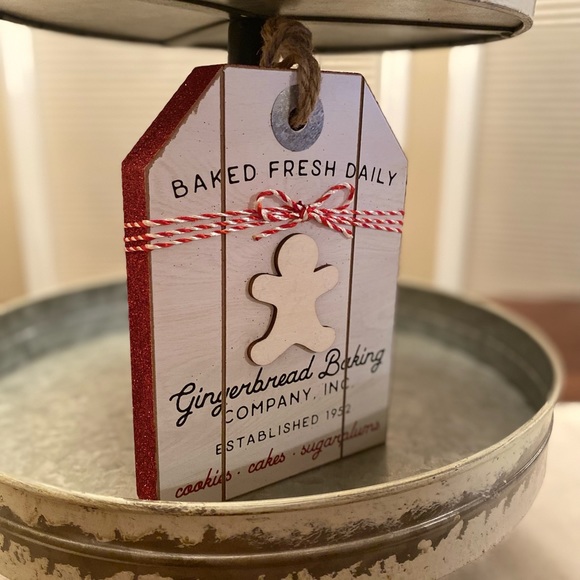 Christmas Gingerbread Man Wood Decor Sign For Tier Trays Tabletop Or Shelf - Picture 7 of 12